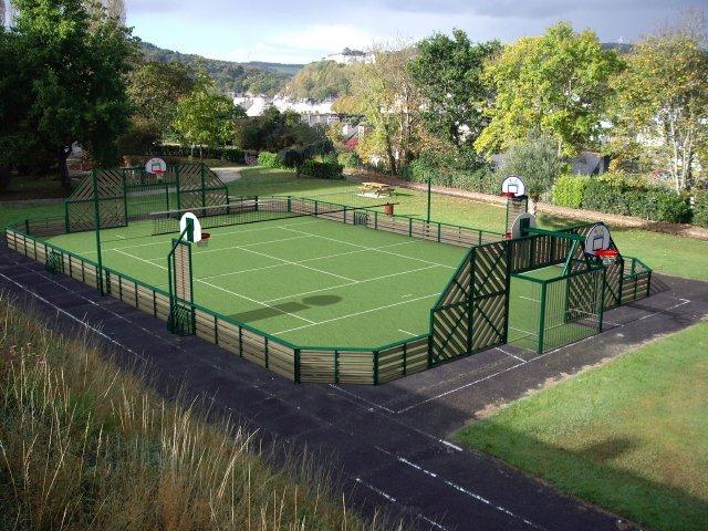 City Stade en métal